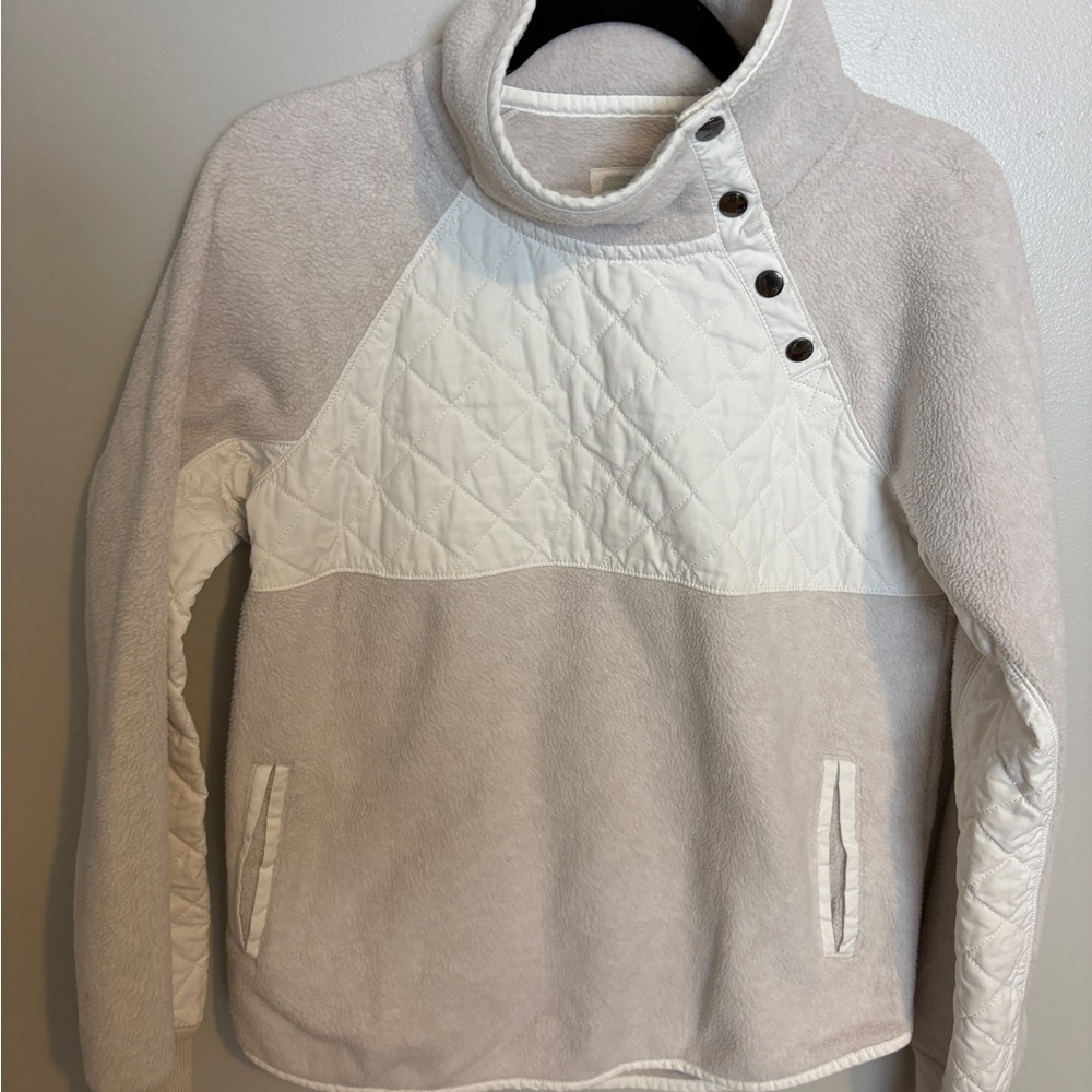 Abercrombie & Fitch Beige and Tan Quilted Pullover